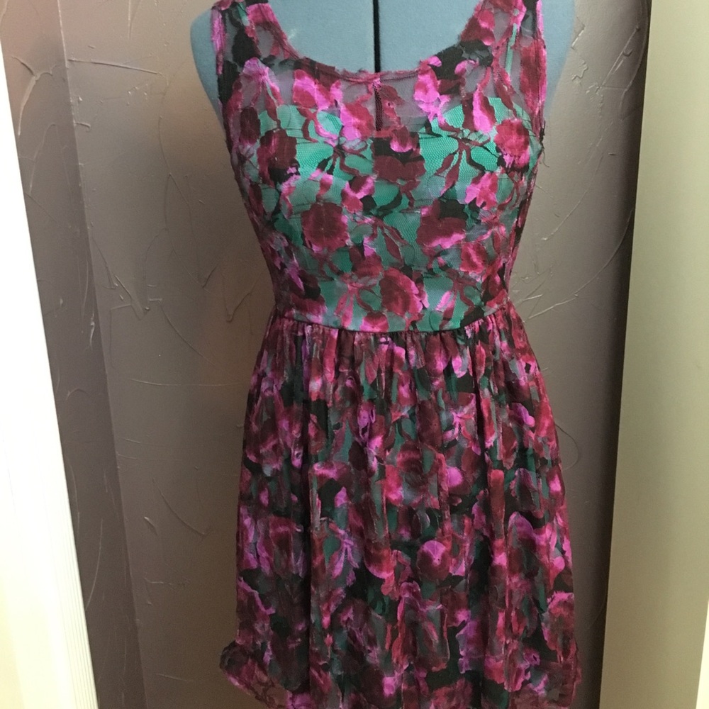 Floral lace dress